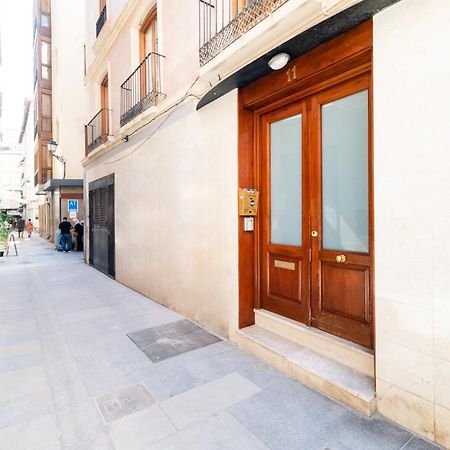 Moderno Apartamento En Granada Centro Luaran gambar