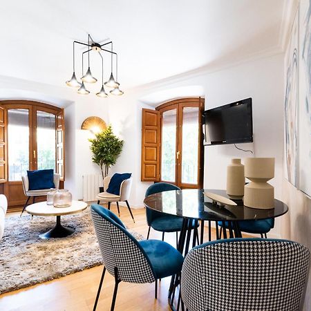 Moderno Apartamento En Granada Centro Luaran gambar