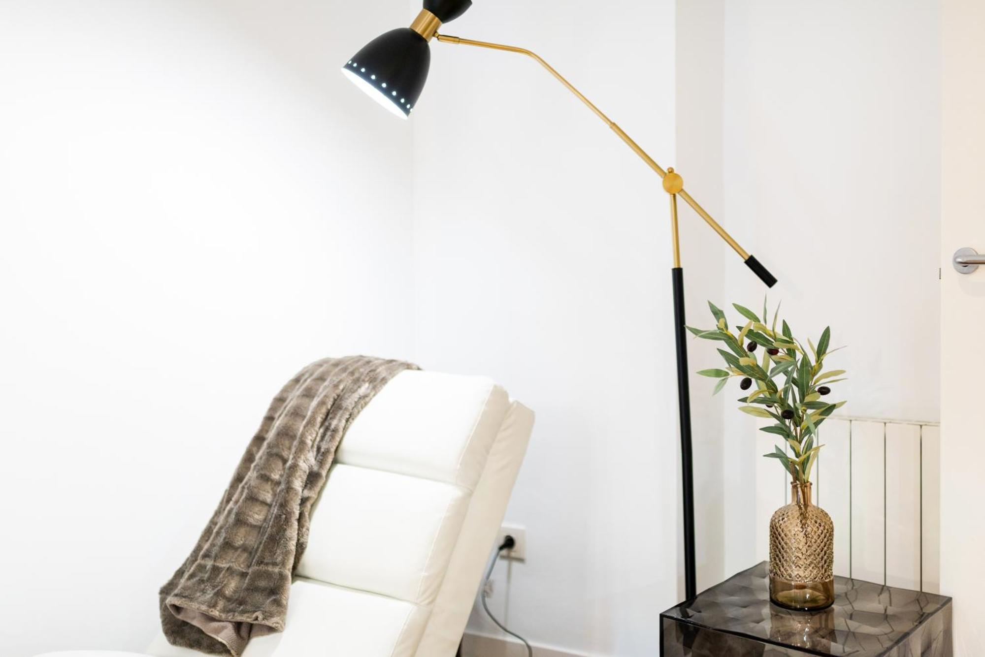 Moderno Apartamento En Granada Centro Luaran gambar