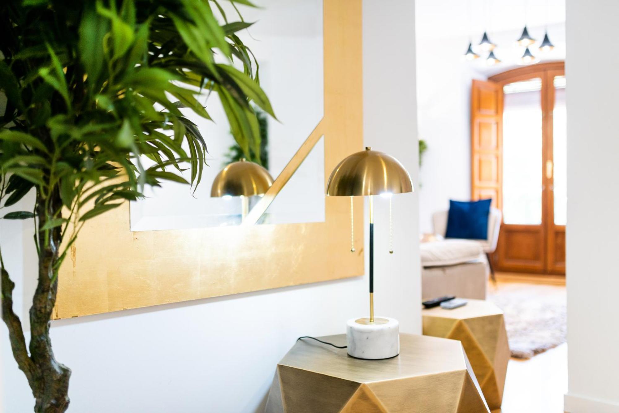 Moderno Apartamento En Granada Centro Luaran gambar