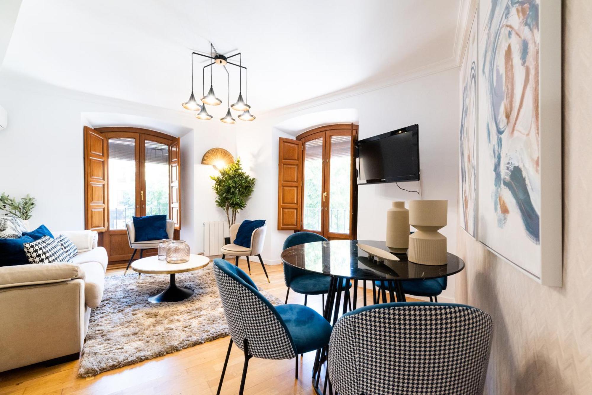 Moderno Apartamento En Granada Centro Luaran gambar